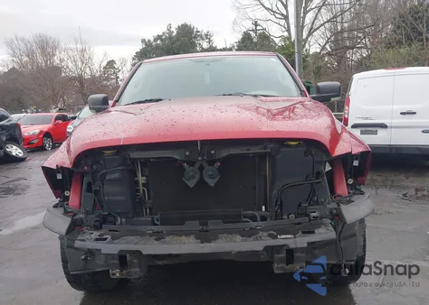 2010 Dodge Ram 1500 Slt/Sport/Trx z USA, uszkodzony, nr VIN 1D7RB1GT2AS122331